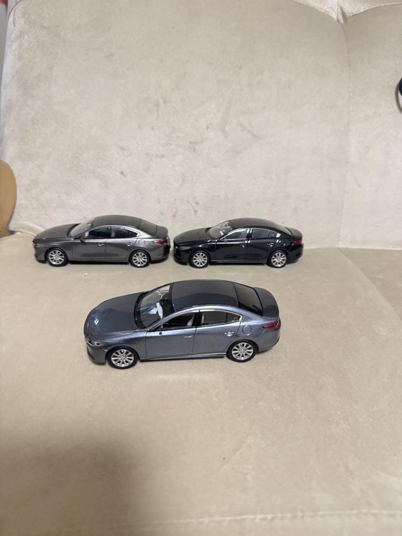 ディーラー特注 1/43 MAZDA3 3台セット