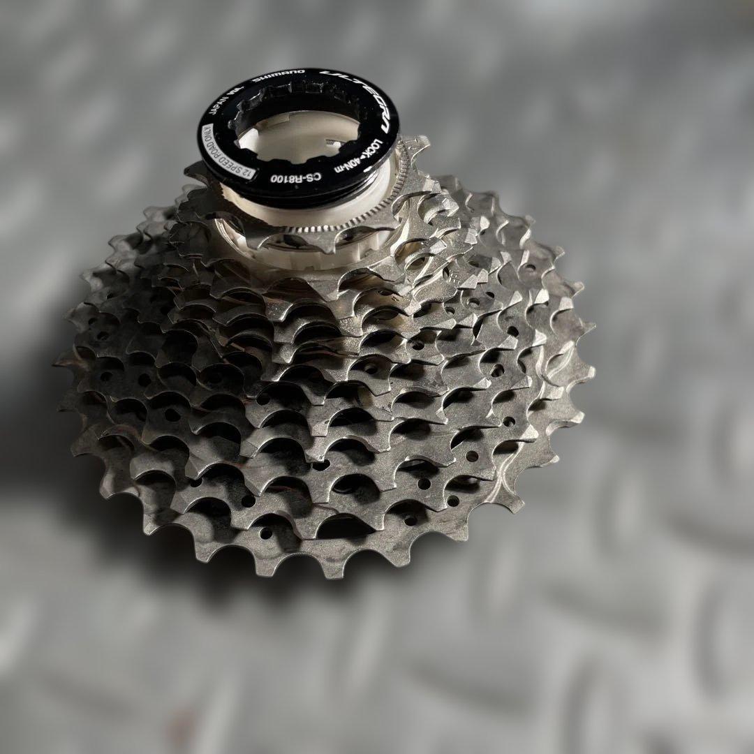 SHIMANO ULTEGRA CS-R8100 12速スプロケット11-30T