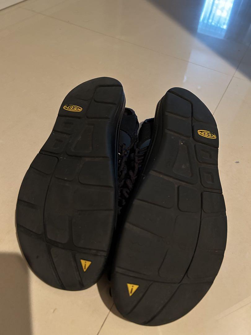 ２７㎝　KEEN UNEEK キーン　ユニーク　ブラック サンダル　比較的美品