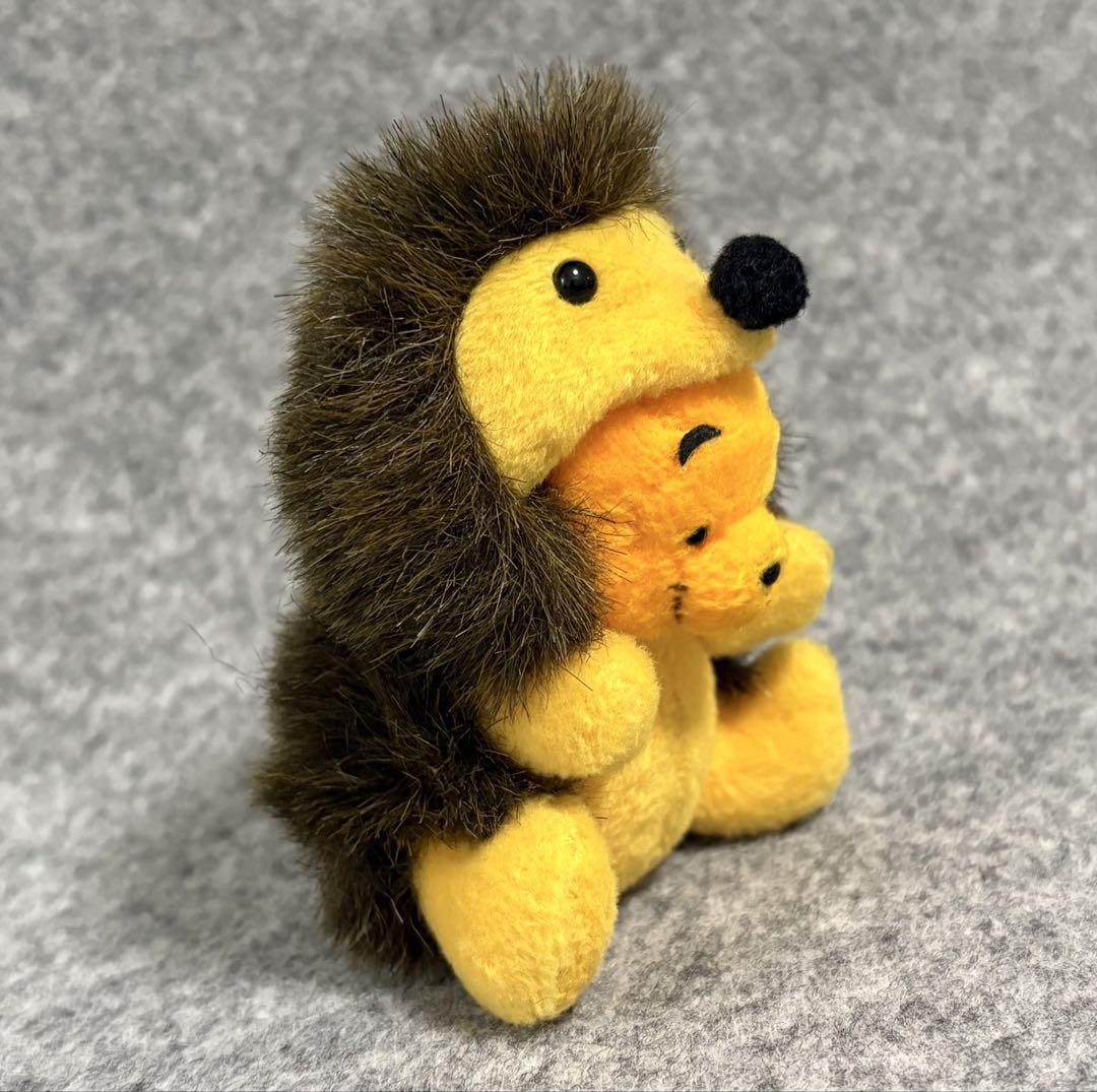 くまのプーさん ハリネズミ マスコット ぬいぐるみ ディズニーストア