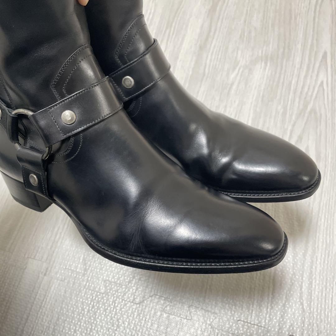 SAINT LAURENT