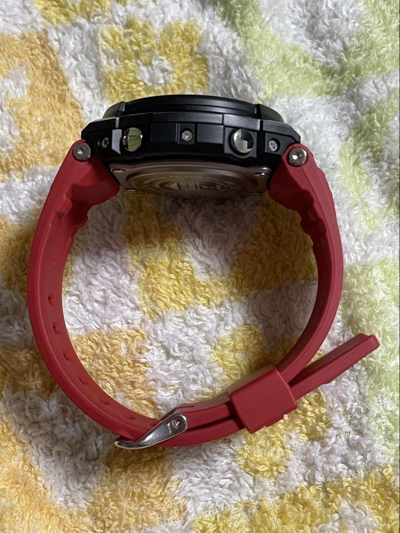 時計 GSHOCK GST-W300G