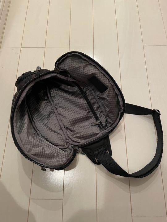 定番100%新品 良品 TUMI ボディバッグ KPiu3-m50455407331 高品質低価