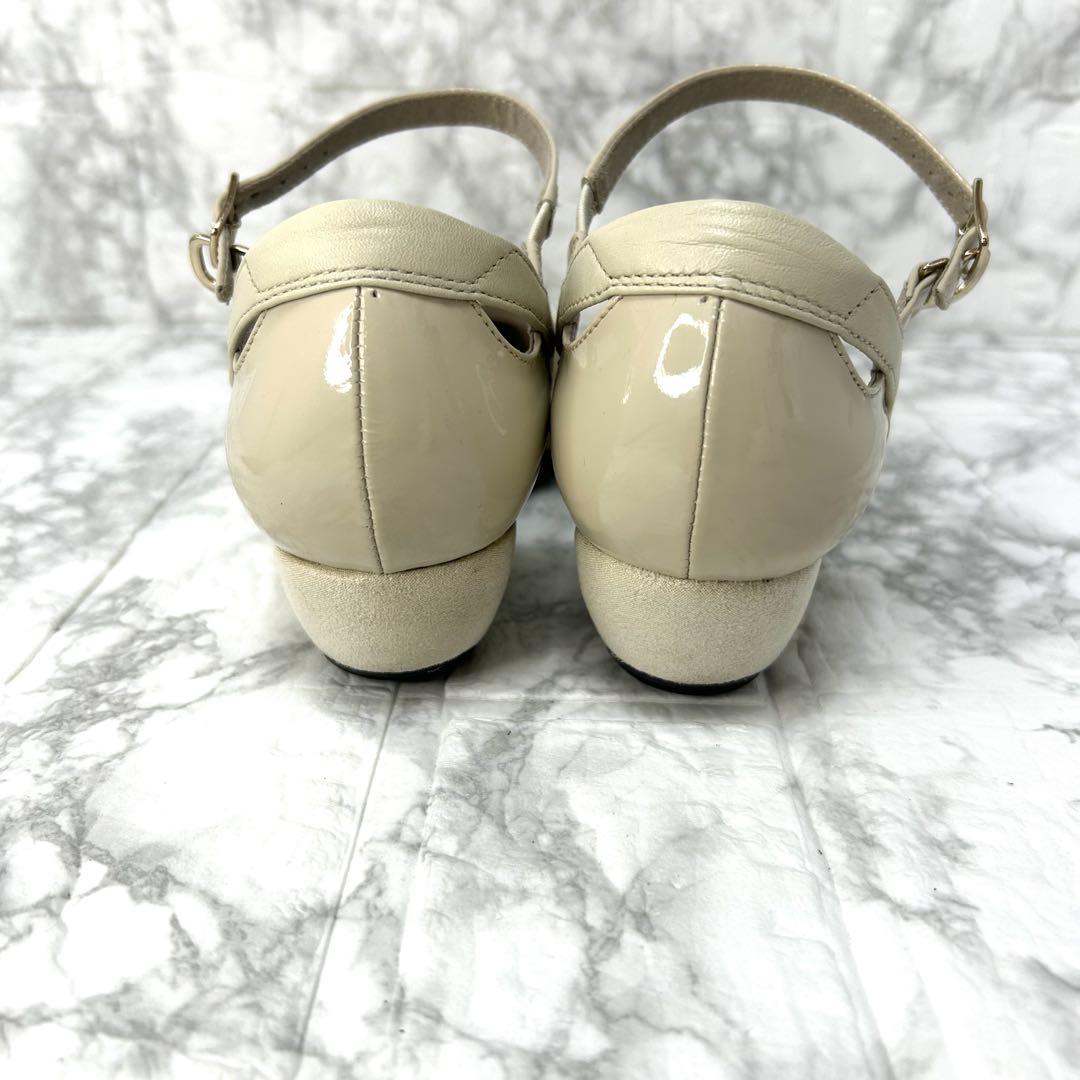 アシックス ペダラ ライトベージュ ストラップサンダル 23cm 3E