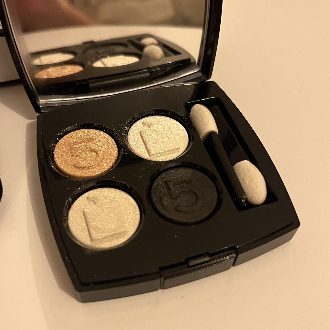 CHANEL レキャトルオンブル　限定品