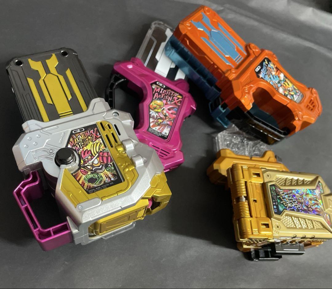 仮面ライダーエグゼイド　ガシャットセット　塗装品