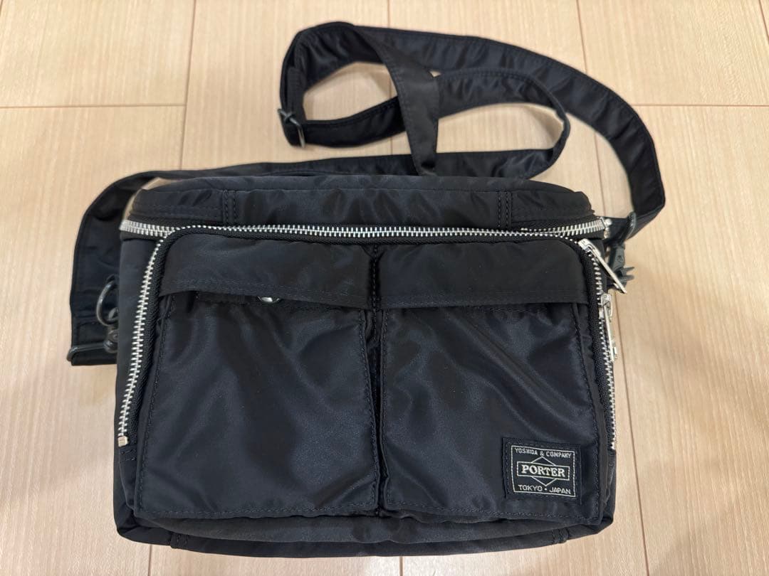 吉田カバン ポーター タンカー カメラバッグ　TANKER CAMERA BAG