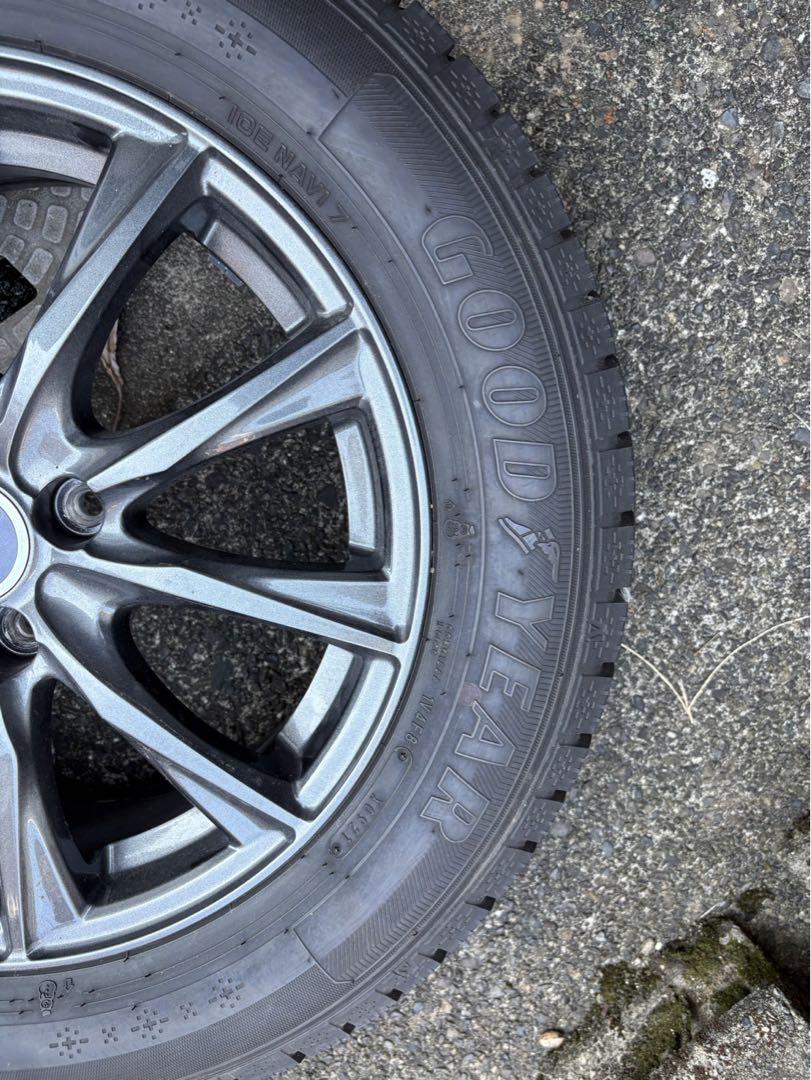 スタッドレスタイヤ 195/65R16 商談中