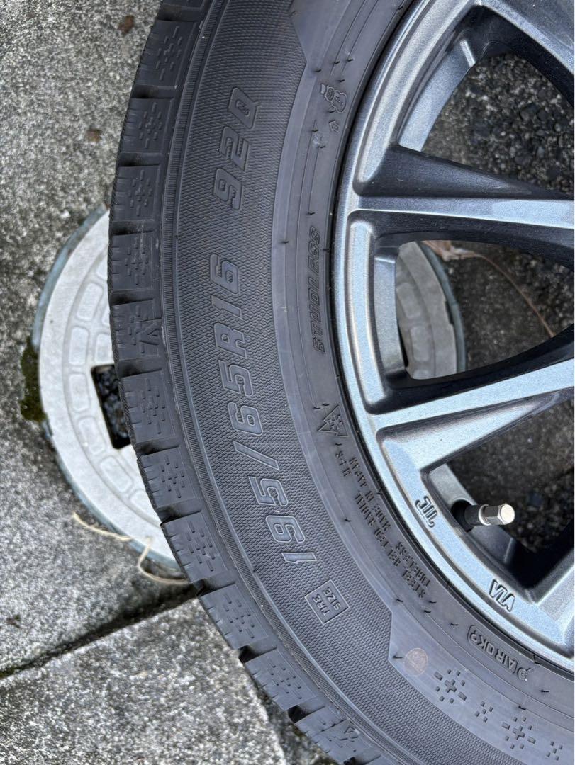 スタッドレスタイヤ 195/65R16 商談中
