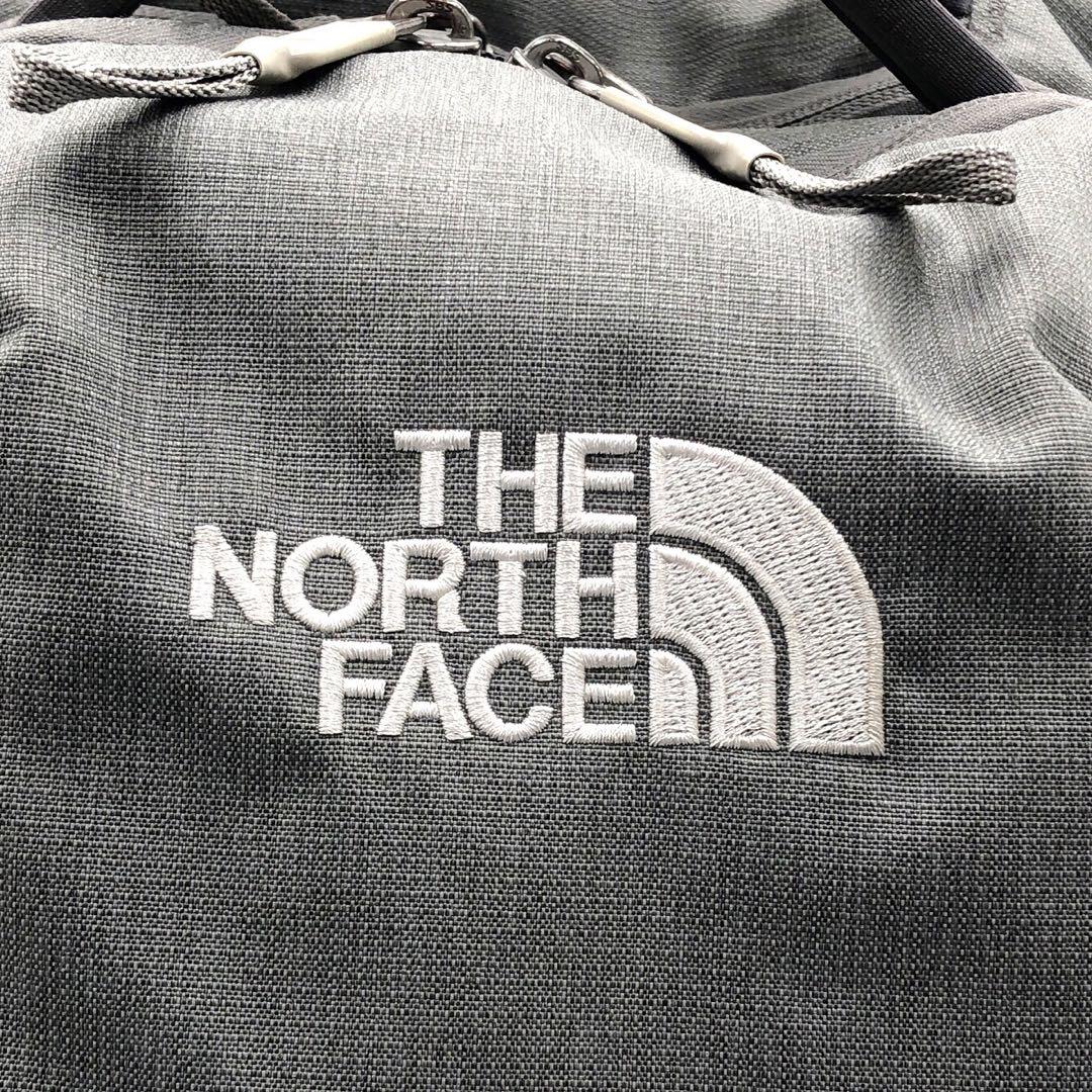 THE NORTH FACE リュック バックパック Vault 灰色 男女兼
