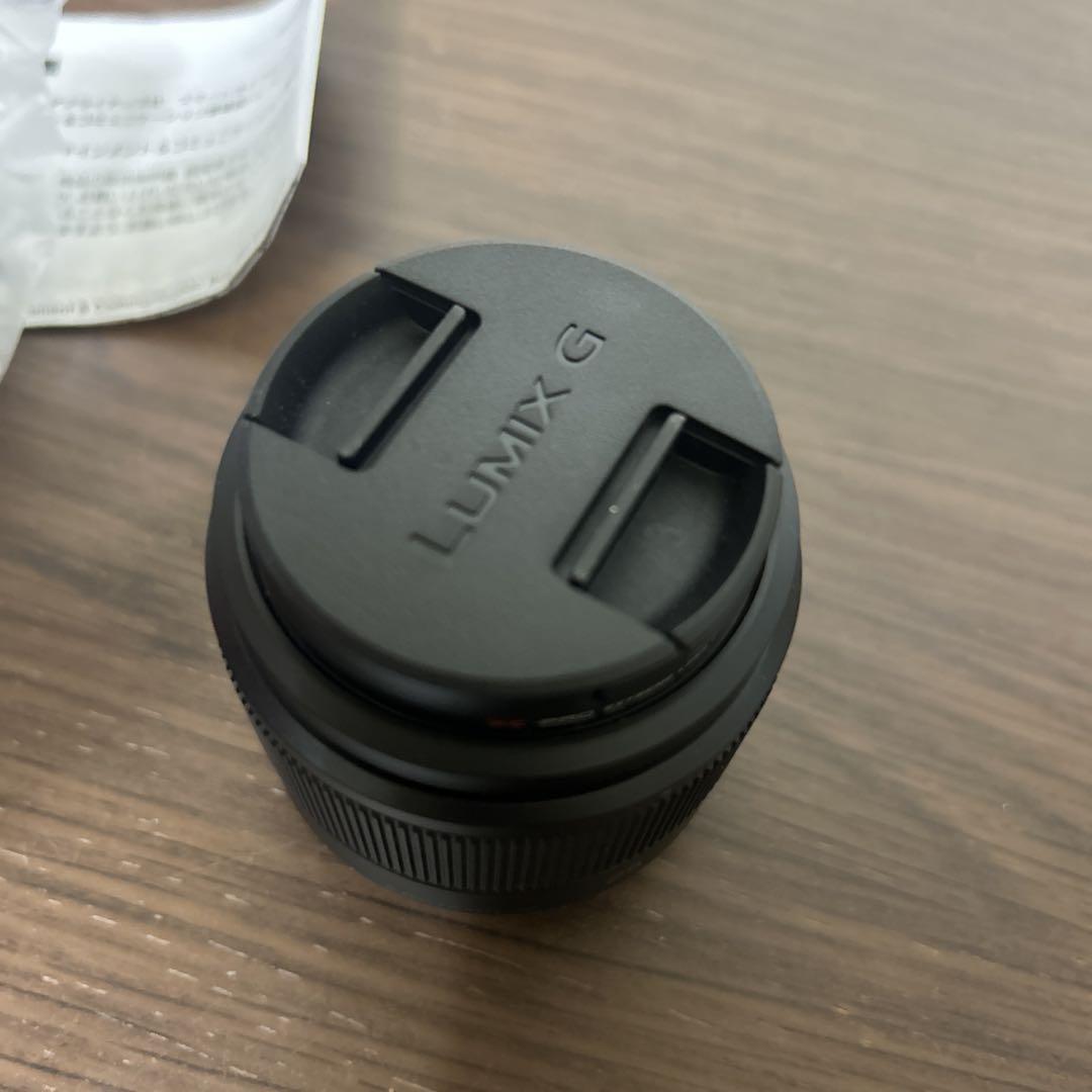 【極美品】パナソニック GX1 LUMIX デジタルカメラ+ 単焦点レンズ