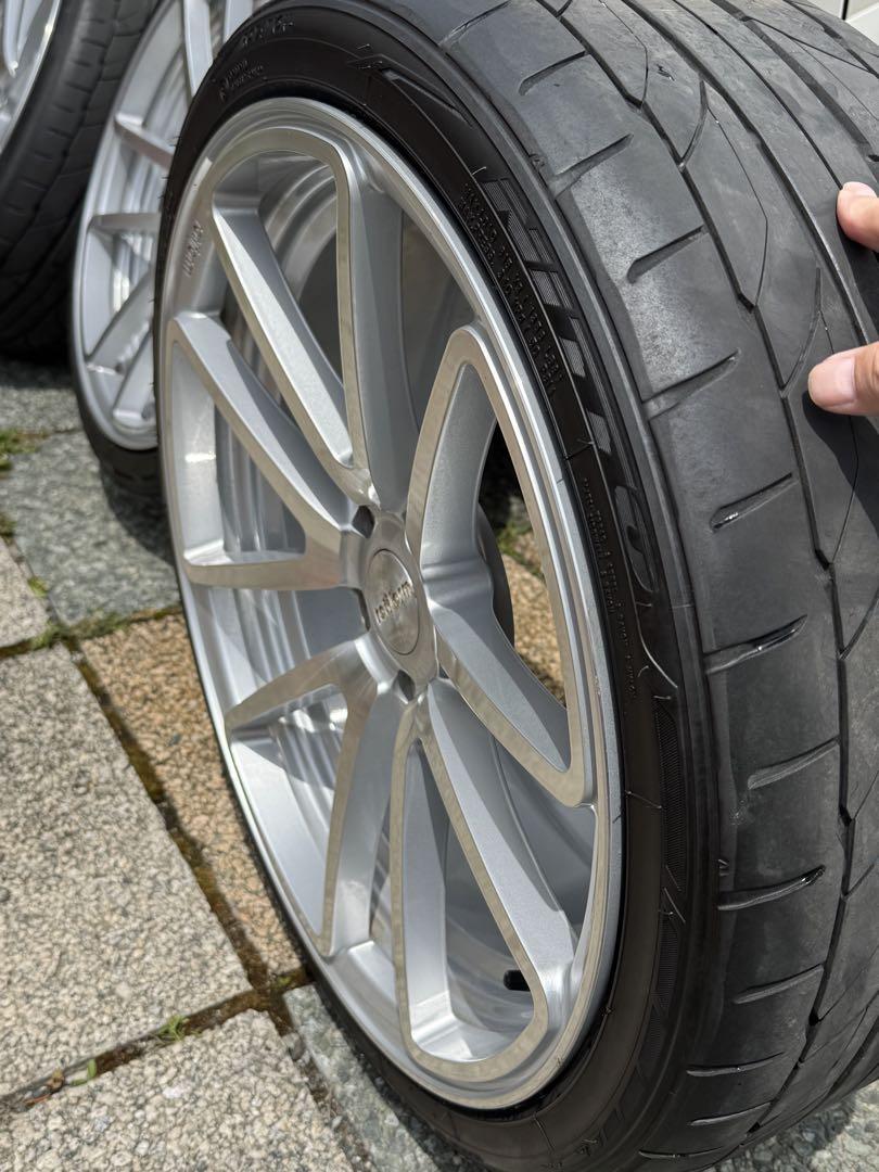 rotiform 19インチアルミ、タイヤセット アウディs3 8P着用サイズ