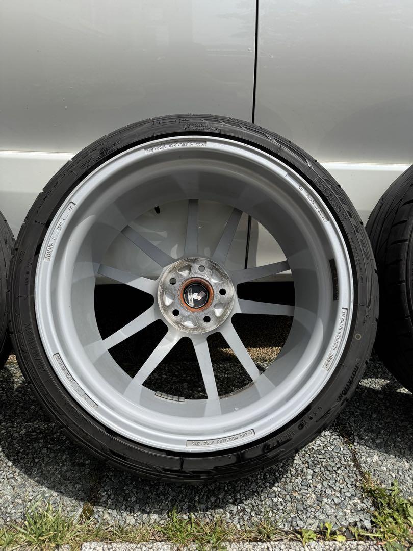 rotiform 19インチアルミ、タイヤセット アウディs3 8P着用サイズ