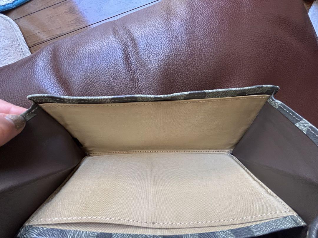 ヒロコハヤシ　HIROKO HAYASHI 長財布
