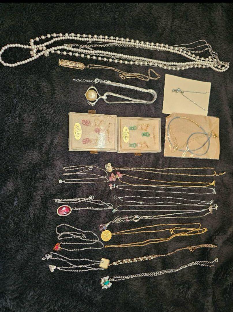 ヤ*君様 遺品整理ネックレスなど