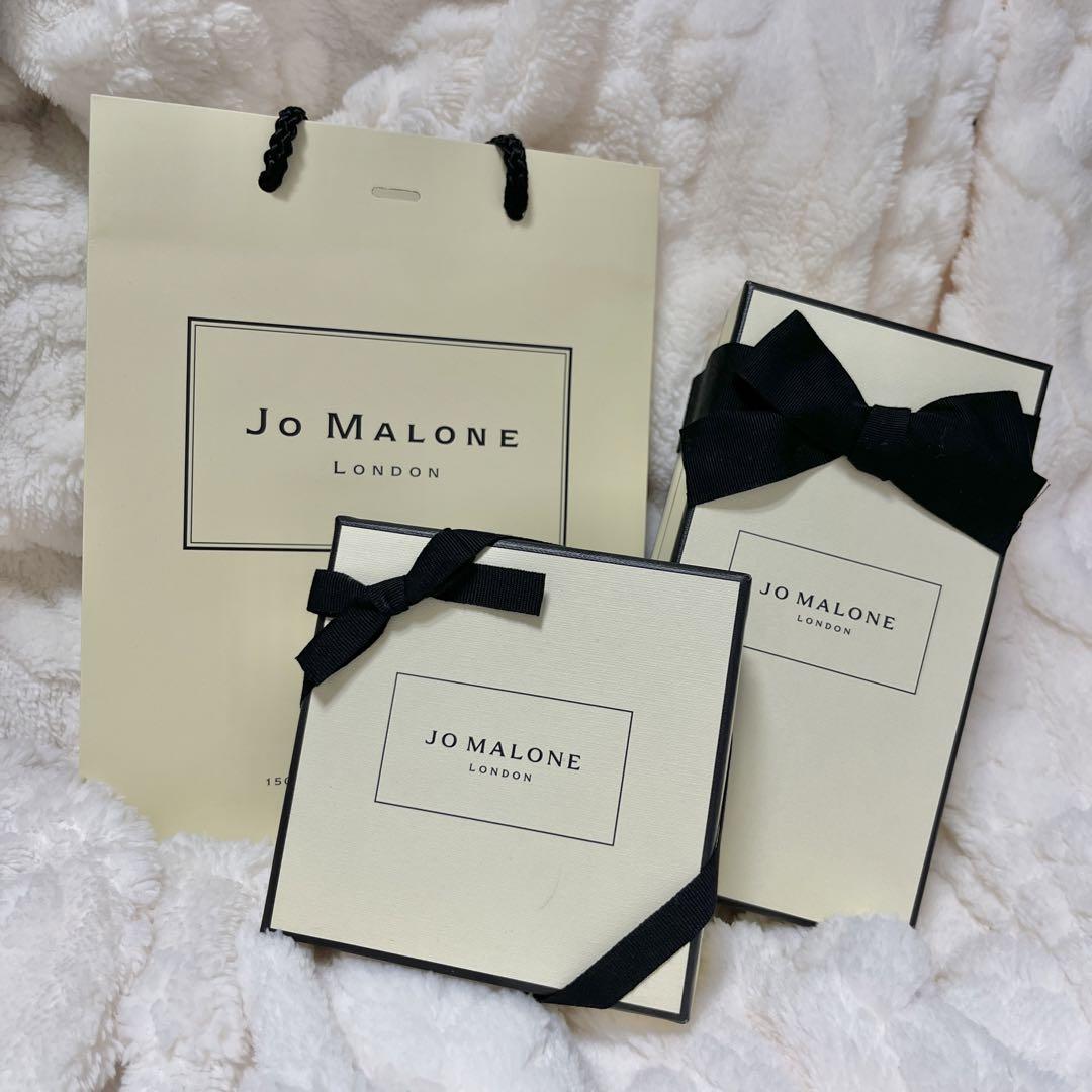 クリスマスセール‼️Jo Malone ハンドクリーム ボディクリーム2点