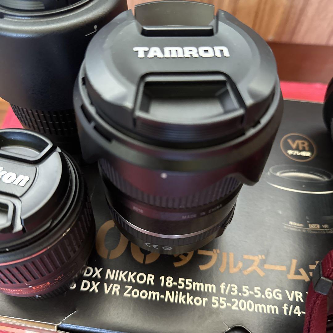 ショット437回D3300 赤 ダブルズーム&タムロン2本