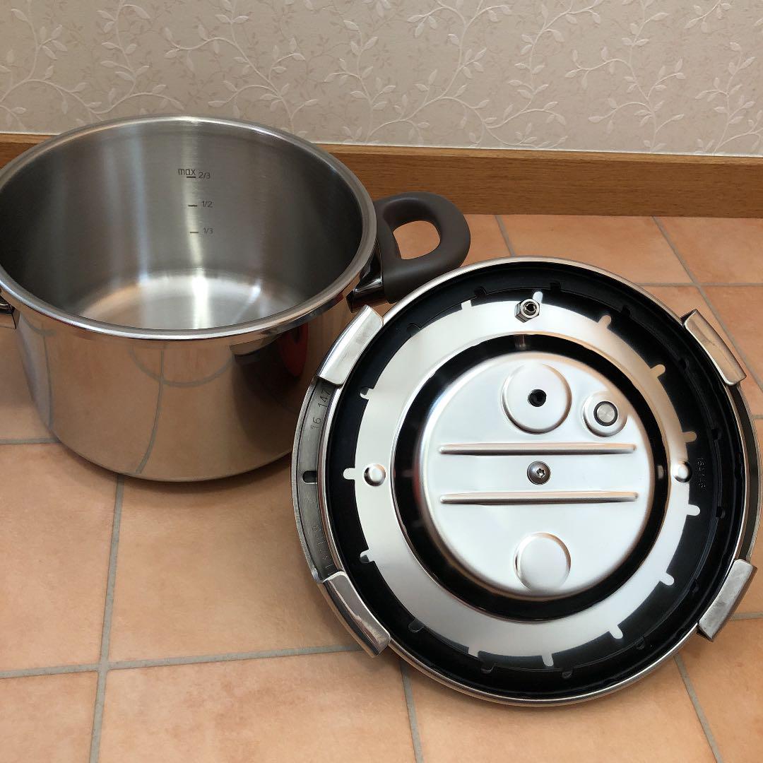 特価大人気 ティファール圧力鍋 新品未使用 tcspP-m50512673301 4L 超激得高品質