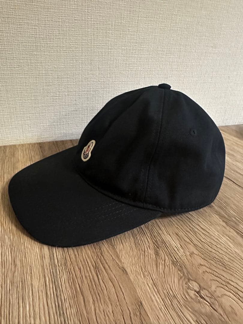 モンクレールベースボールキャップ 美品 モンクレールベースボールキャップ 美品