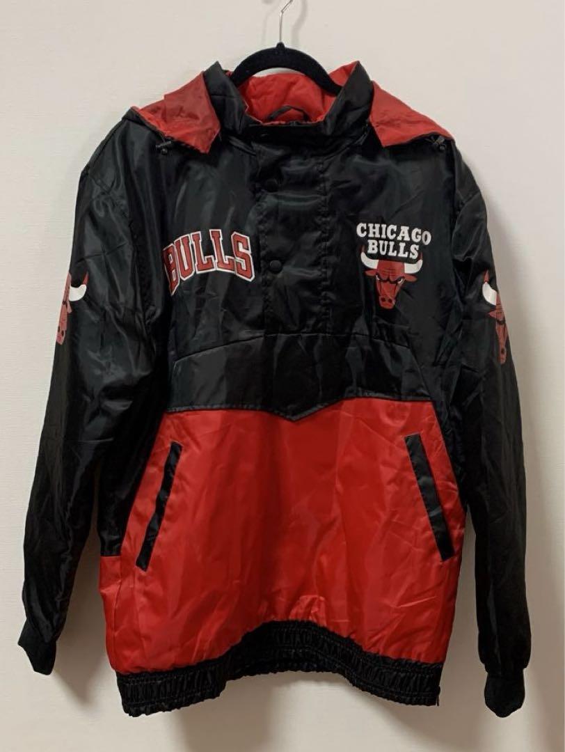 NBA シカゴ ブルズ ハーフジップナイロンジャケット NBA シカゴ ブルズ ハーフジップナイロンジャケット