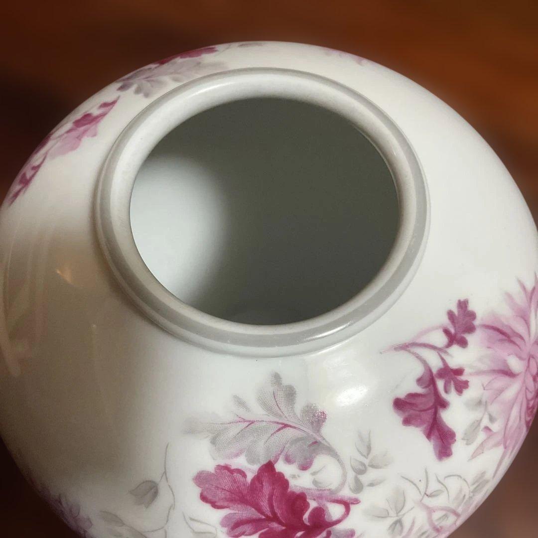 小ぶり ノリタケの古い花瓶 白地にピンクの花柄 SHOP偶然と必然の