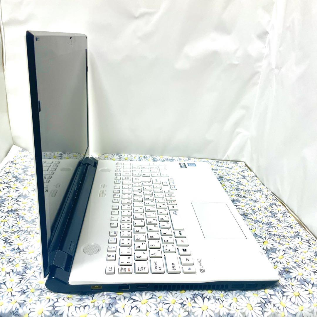 NEC☁️Corei3☁️人気のホワイト☁️Windows11☁️SSD256GB NEC☁️Corei3☁️人気のホワイト☁️Windows11☁️SSD256GB