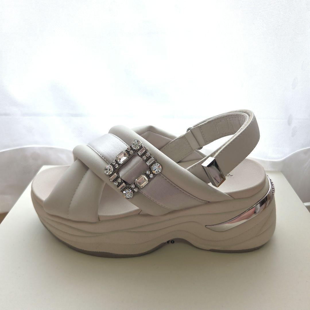 +diana スポーツサンダル　アイボリー　21.5cm