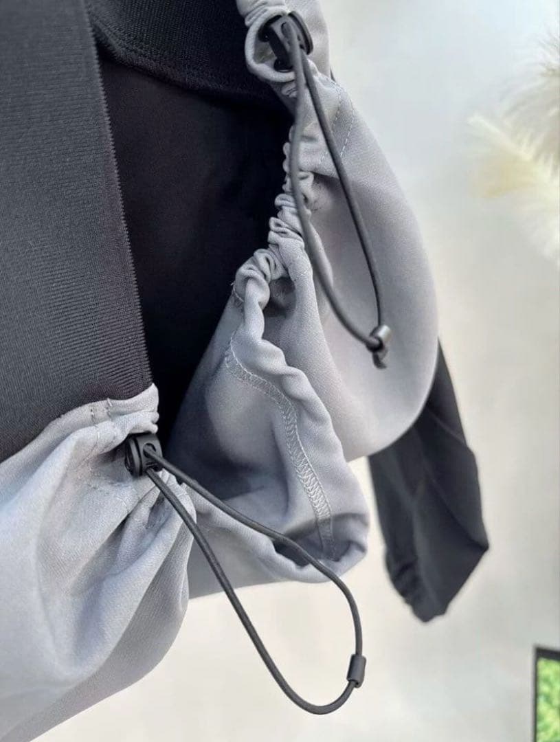 ジーフォア G/FOREゴルフウェアトレーナー レディース トップス 黒/グレー