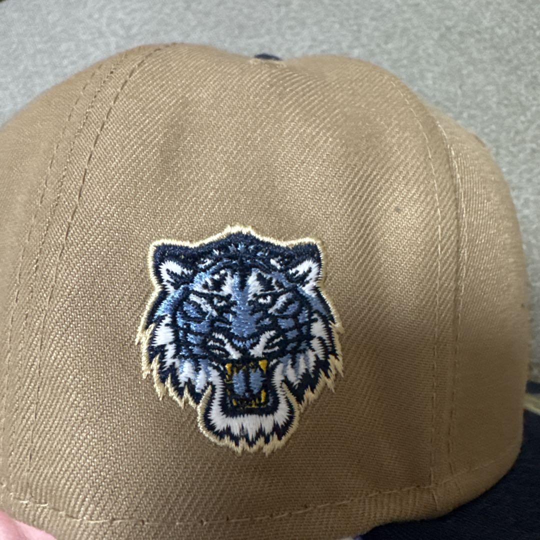 NEW ERA 59FIFTY キャップ 7 3/8 ベージュ/ネイビー