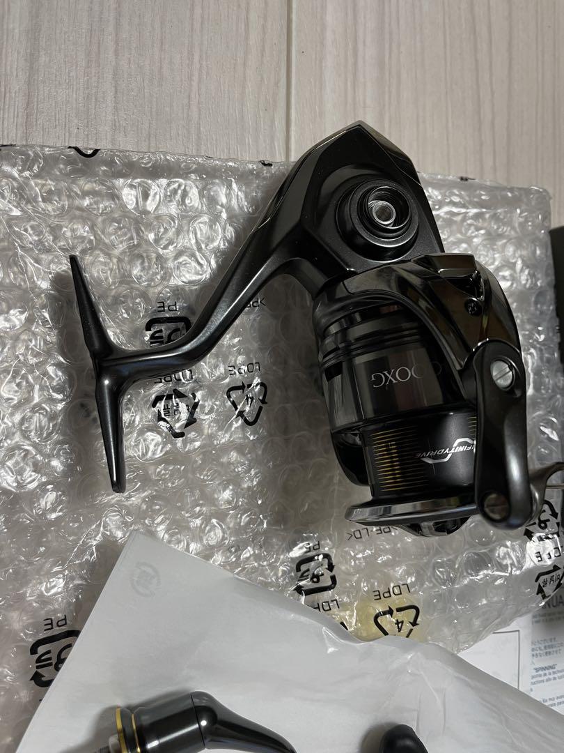SHIMANO 24TWIN POWER 4000XG リール