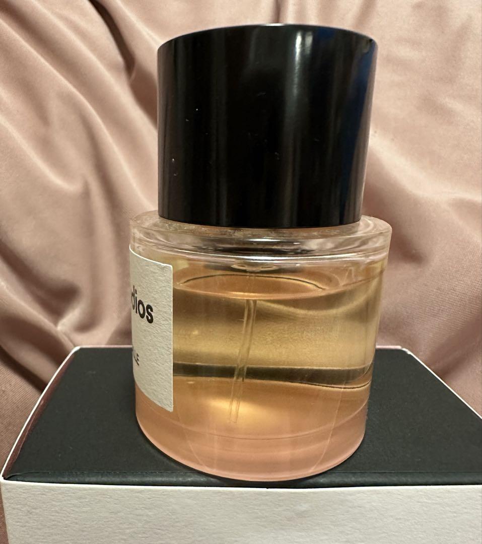 Acne Studios par Frederic Malle 香水