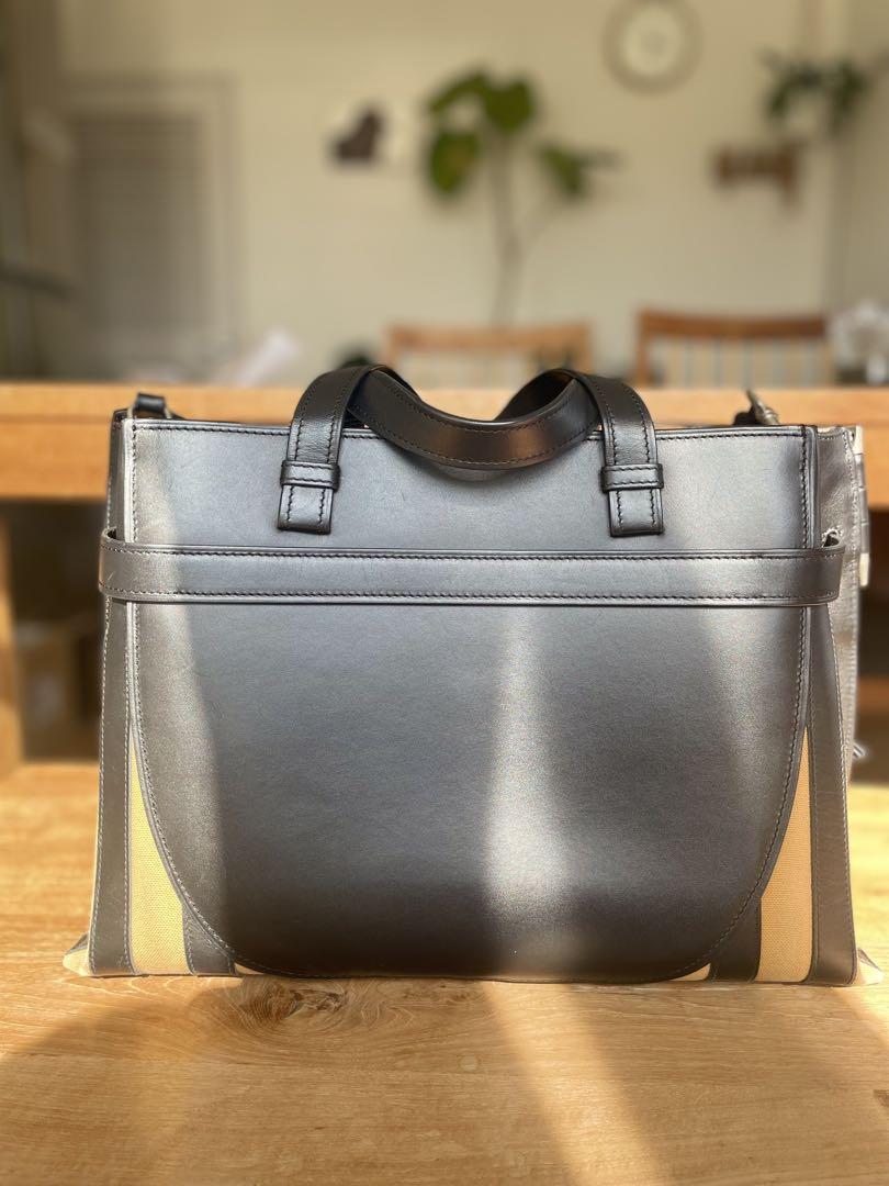 よる【ロエベ】GATE TOP HANDLE GRID BAG