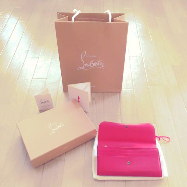 ☆レア品☆クリスチャンルブタン長財布☆
