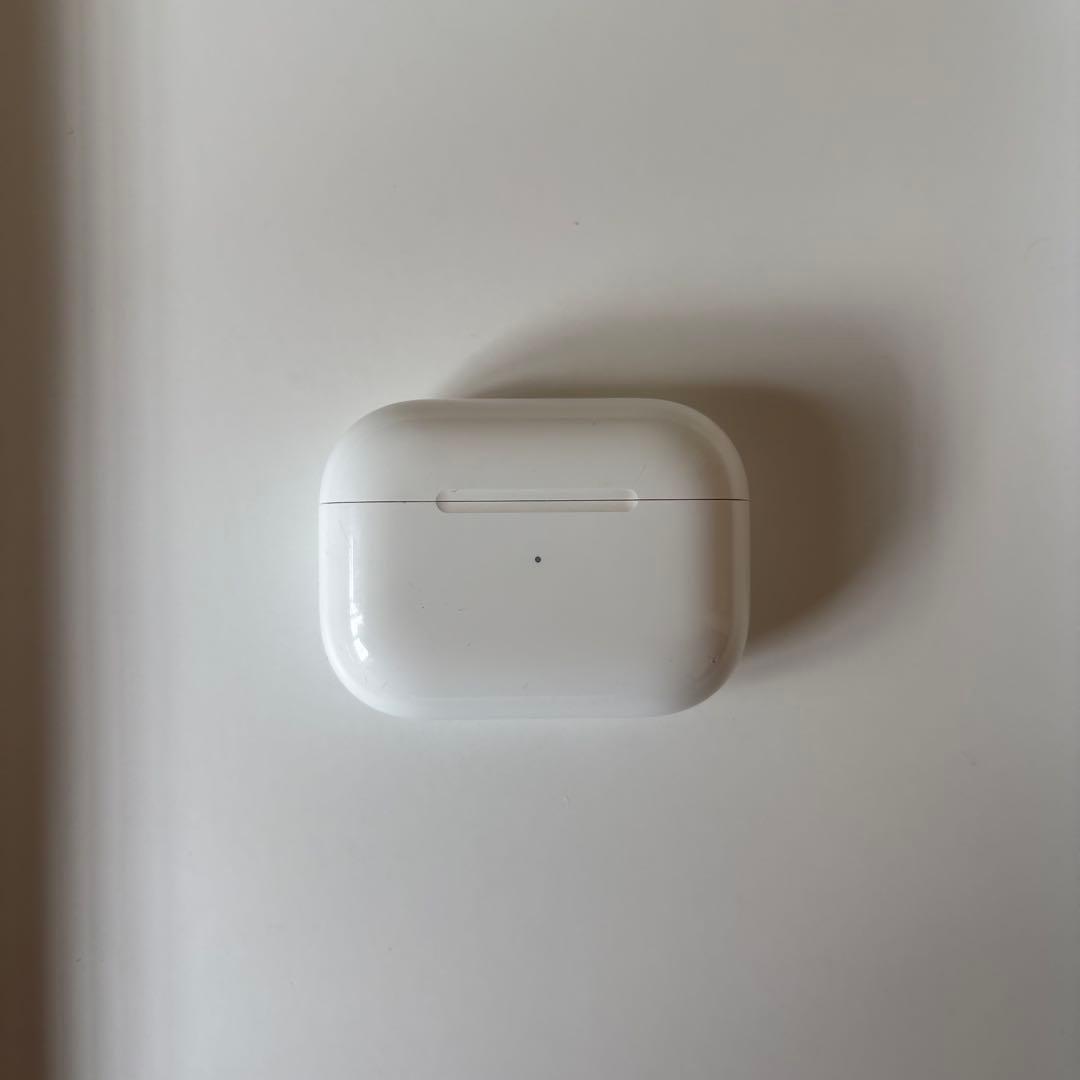 Apple AirPods Pro 第1世代 充電ケースのみ516 - メルカリ