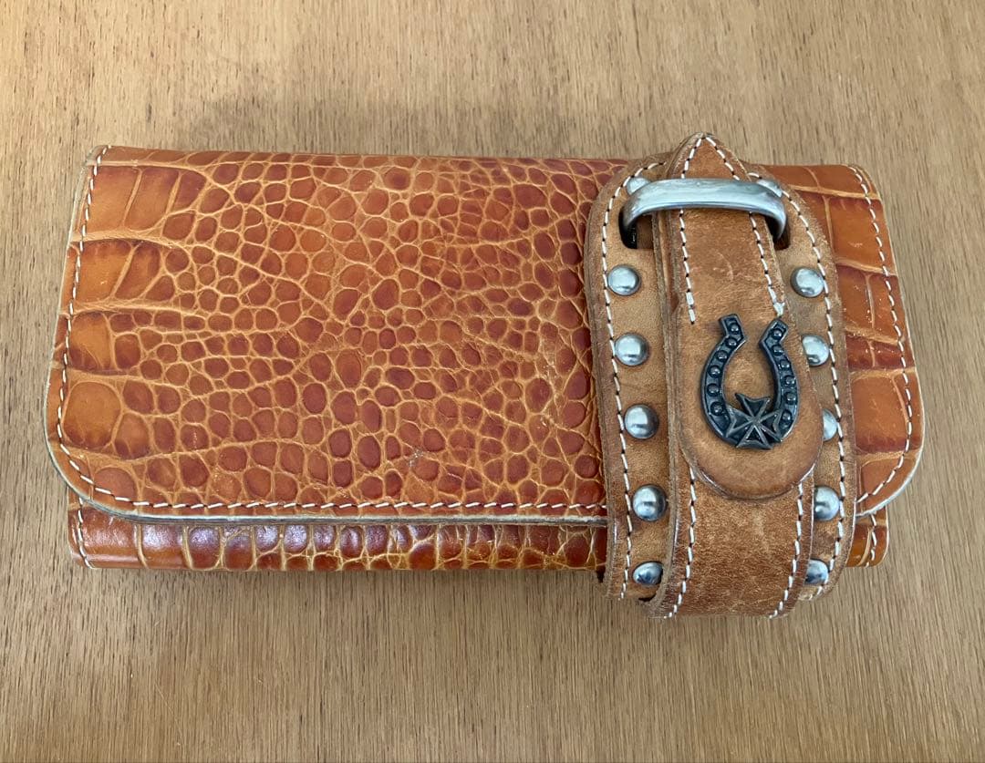 ALZUNI 革サイフ目立った傷や汚れなし