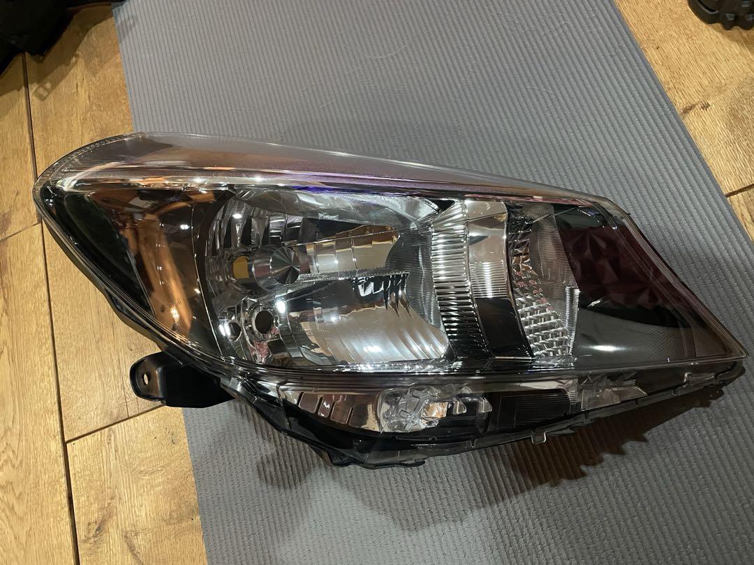 ヴィッツ　Vitz 130系　NCP131 G'z ヘッドライト　左右