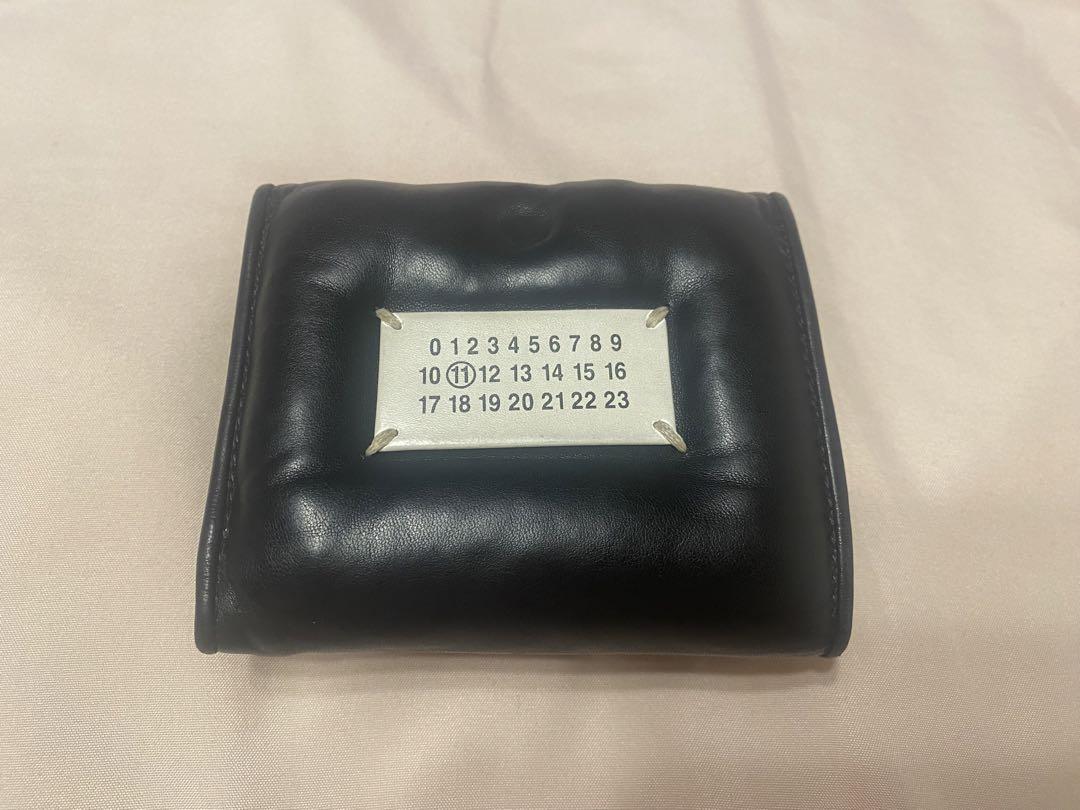 グラムスラム　ウォレット ブラックレザー 三つ折り財布 Maison Margiela メゾンマルジェラ 3つ折り財布 小銭入れ付き