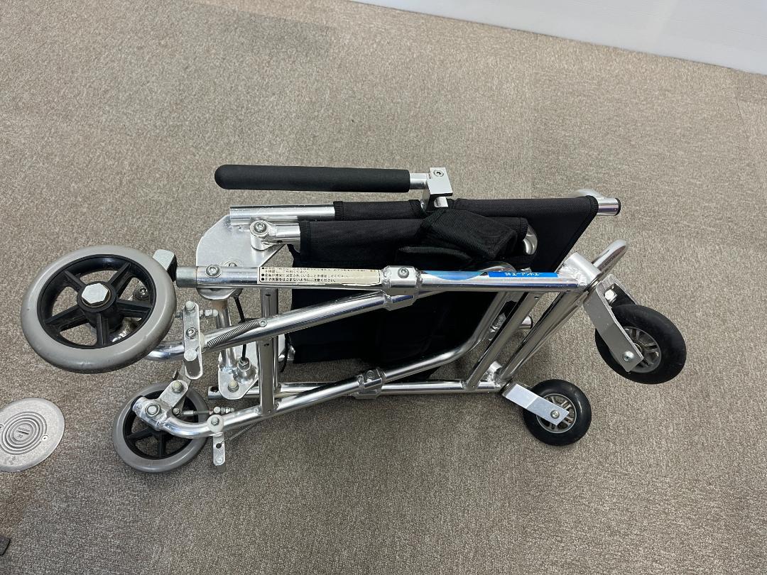 カドクラ 簡易式介助車椅子 ポケッタ B503-AP