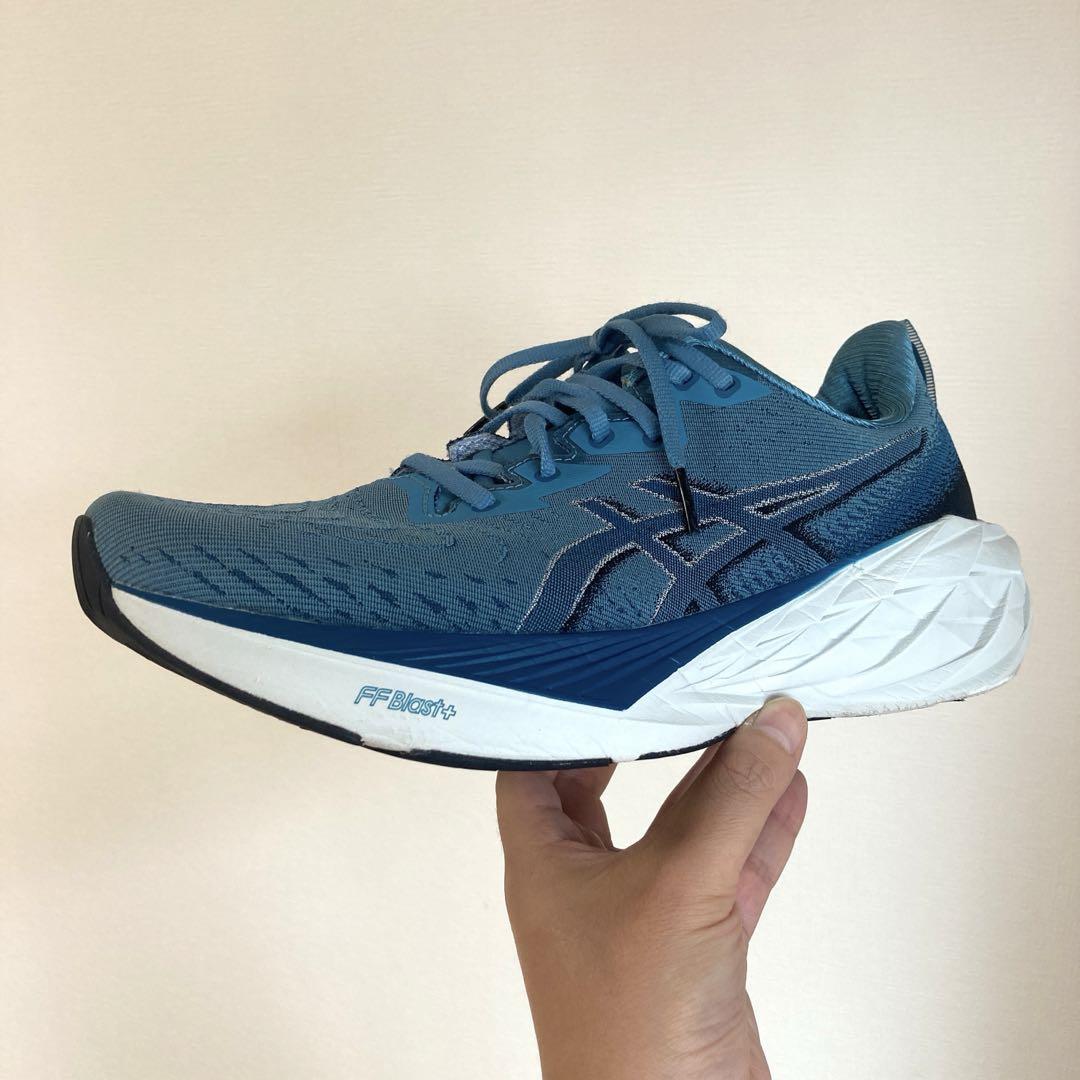 ✨超衝撃吸収✨asics NOVABLAST 4　WIDE　厚底　27.5cm