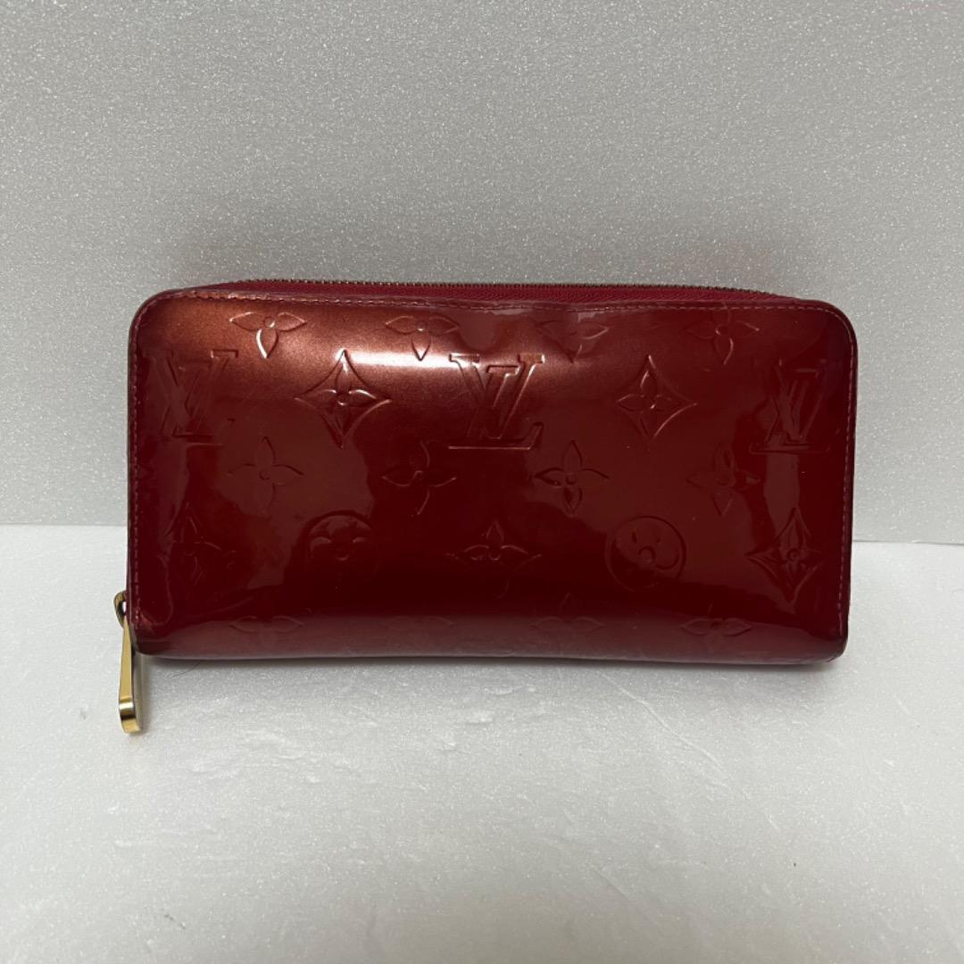 ルイヴィトン　ヴェルニ　長財布　ジッピーウォレット　M93724