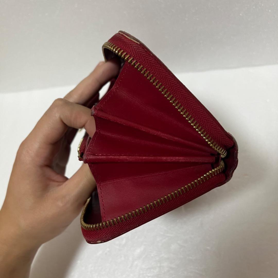 ルイヴィトン　ヴェルニ　長財布　ジッピーウォレット　M93724