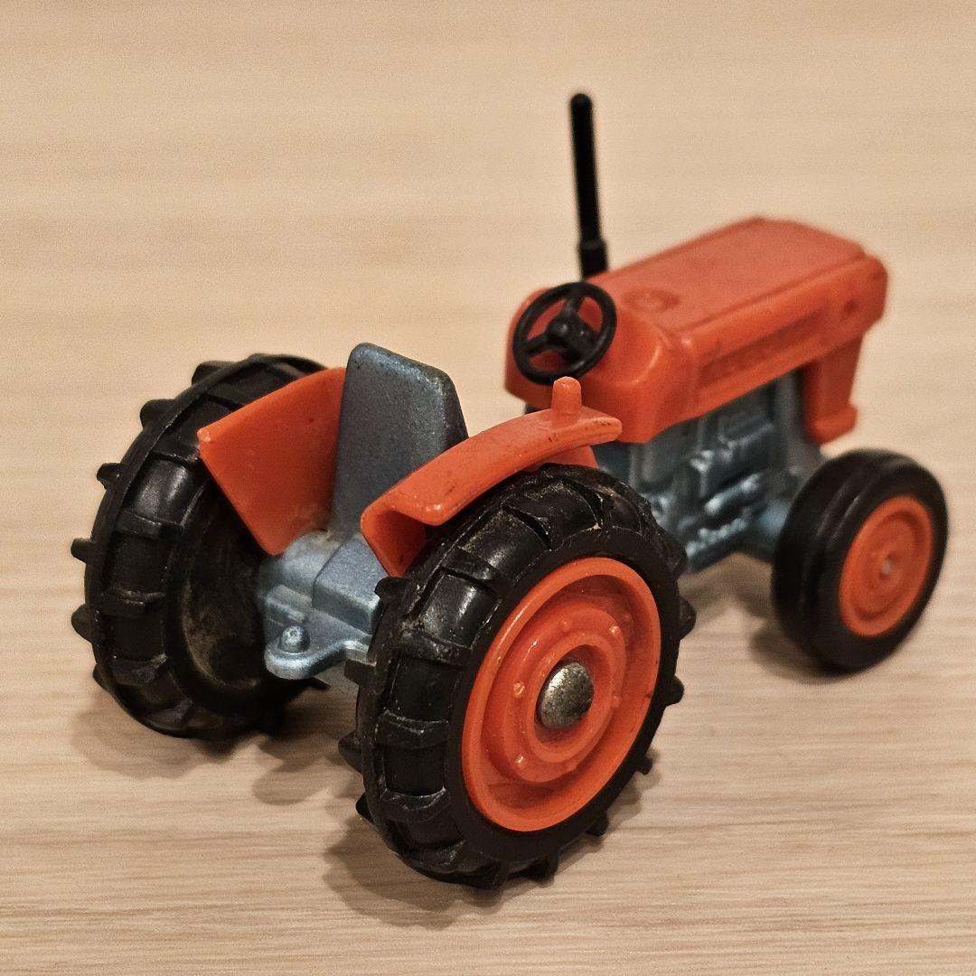 トミカ】No.92 クボタ トラクター 日本製