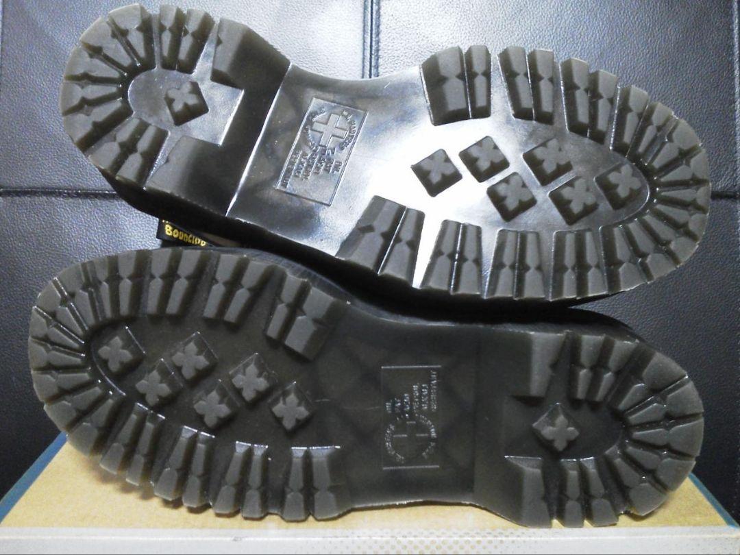 Dr.Martens