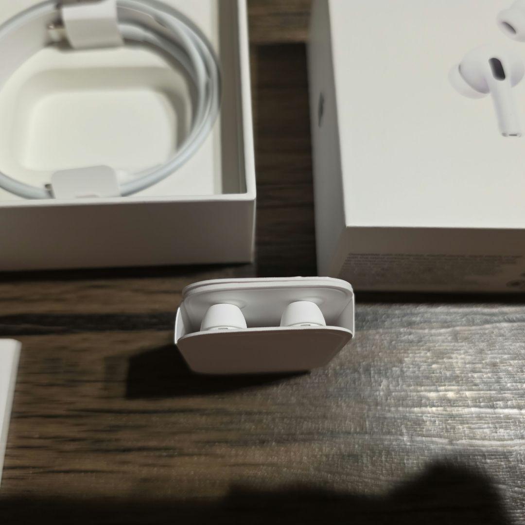 AirPods Pro 2　第2世代　Lightningモデル