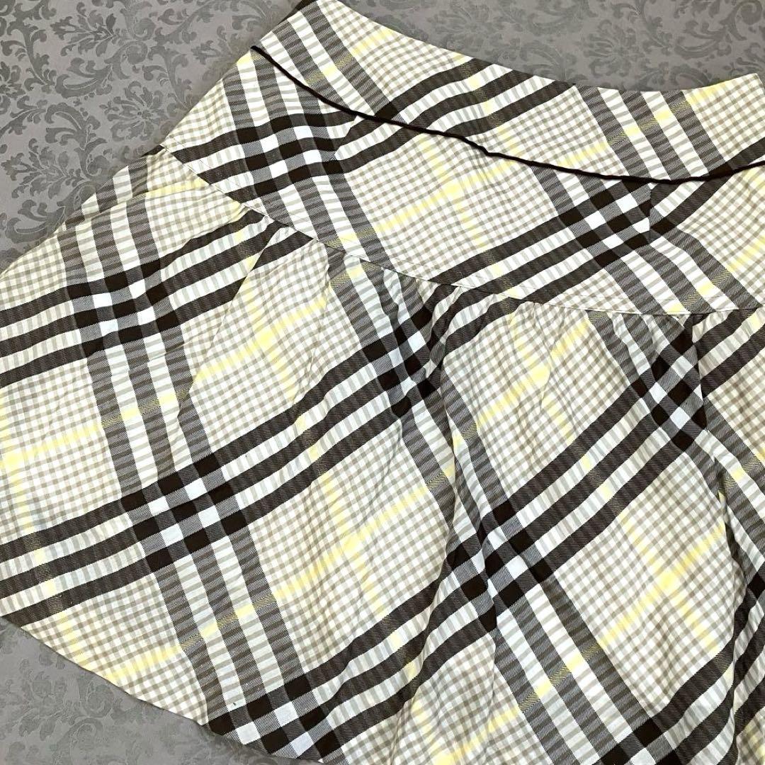 値下げ！Burberry】ノバチェック.チェック柄.フレアスカート.36.黄色.