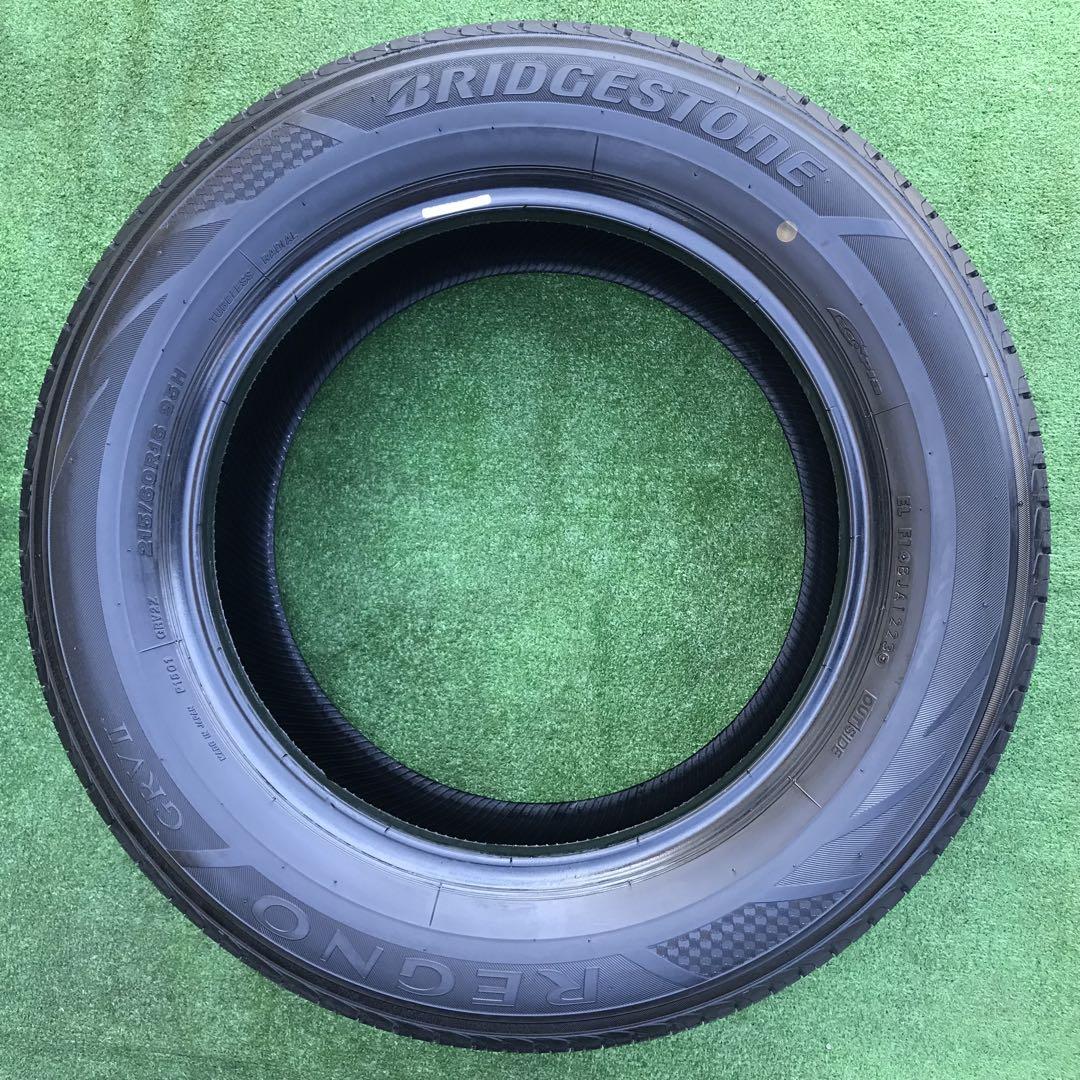 215/60 R16、ブリヂストン REGNO ラジアルタイヤ2023年