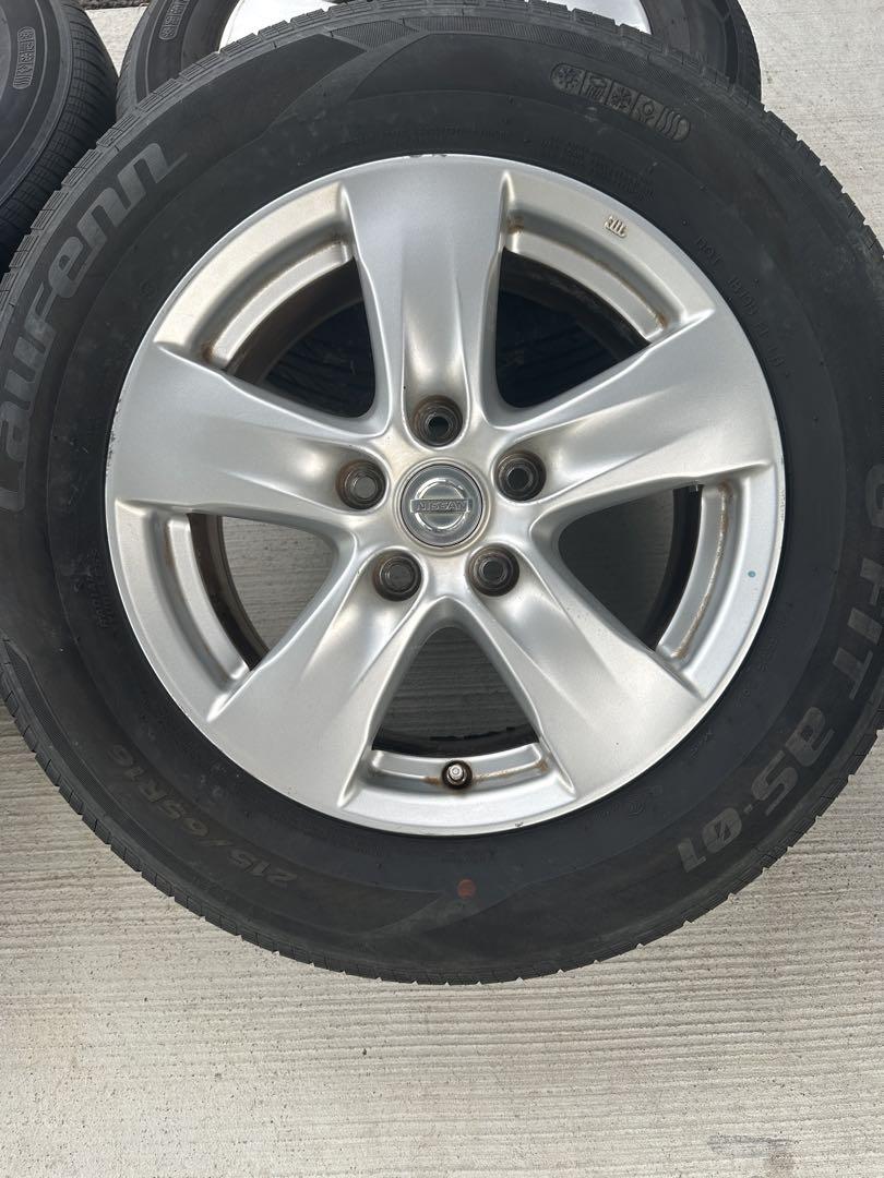 エルグランドe52に使用　215/65R16 ノーマルタイヤ ホイール付き