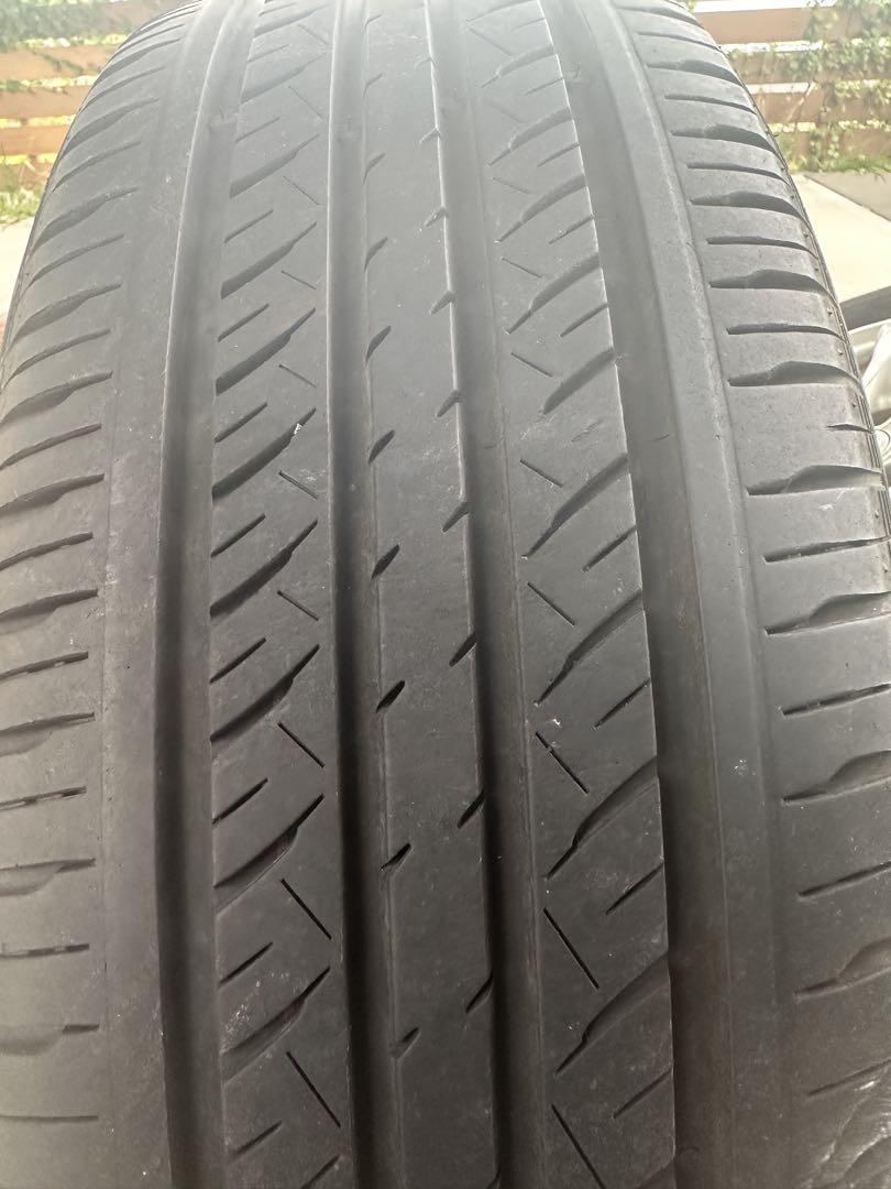エルグランドe52に使用　215/65R16 ノーマルタイヤ ホイール付き