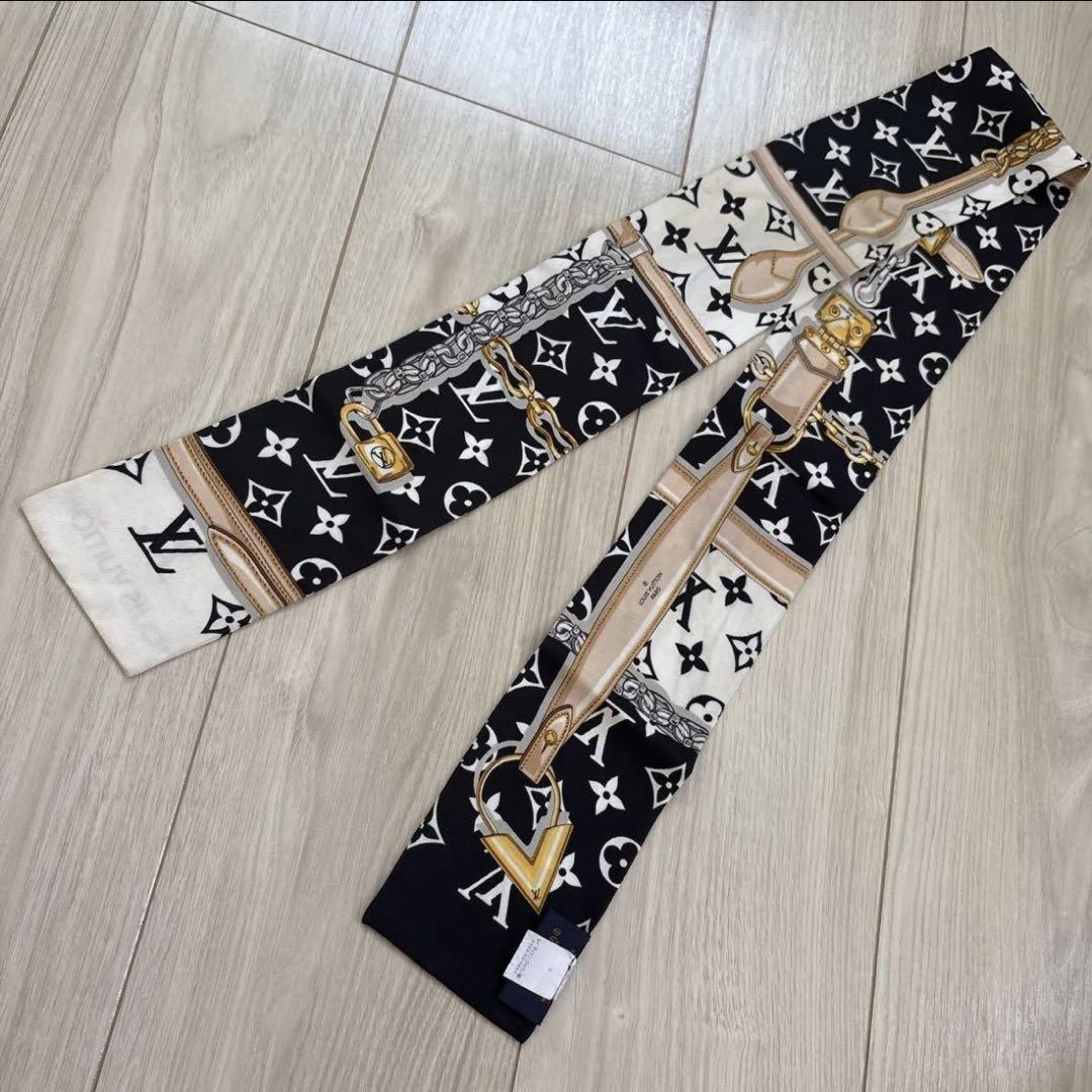 ち*認様 【メルカリ便】Louis Vuitton モノグラム リボンスカーフ LOUIS VUITTON ルイヴィトン シルク バンドー モノグラム柄