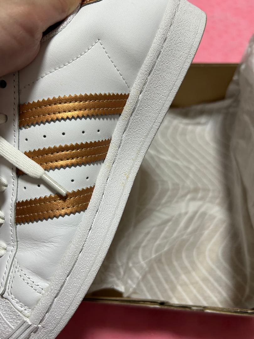 アディダス ホワイトゴールド SUPERSTAR COPPER METALLIC